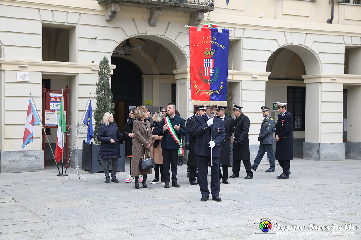 VBS_5391 - Commemorazione Eroico Sacrificio Carabiniere Scelto Fernando Stefanizzi - 36° Anniversario.jpg